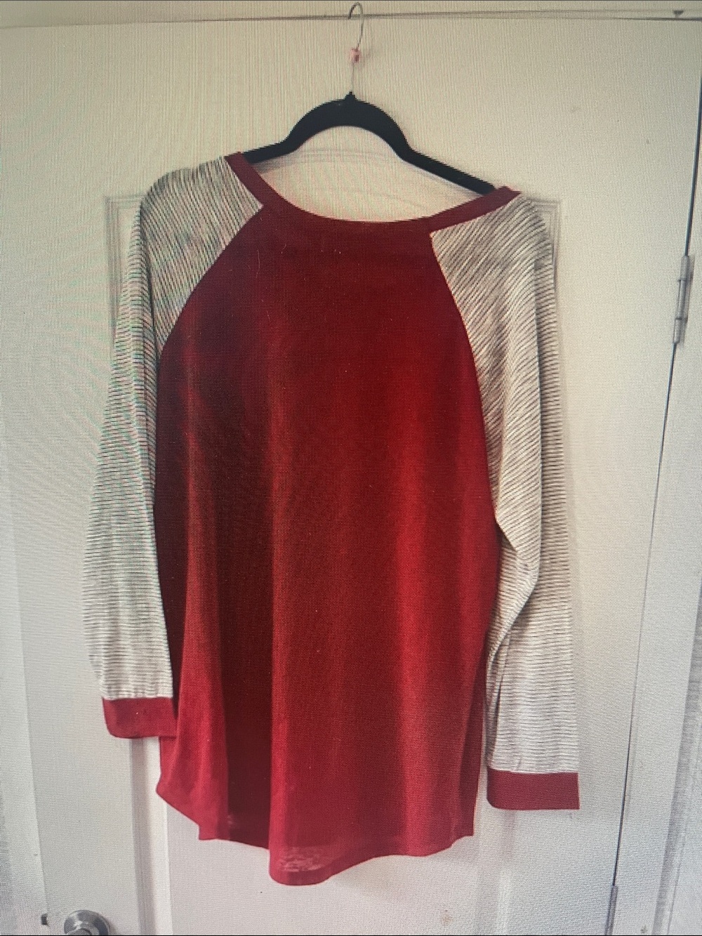 Red 'Believe in the Magic of Christmas' Raglan Top - Picture 2 of 2
